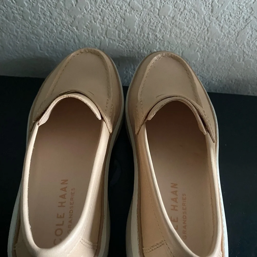 Cole Haan GrandPrø Topspin Vachetta Leather Barley Beige Ivory Penny Loafer 7M